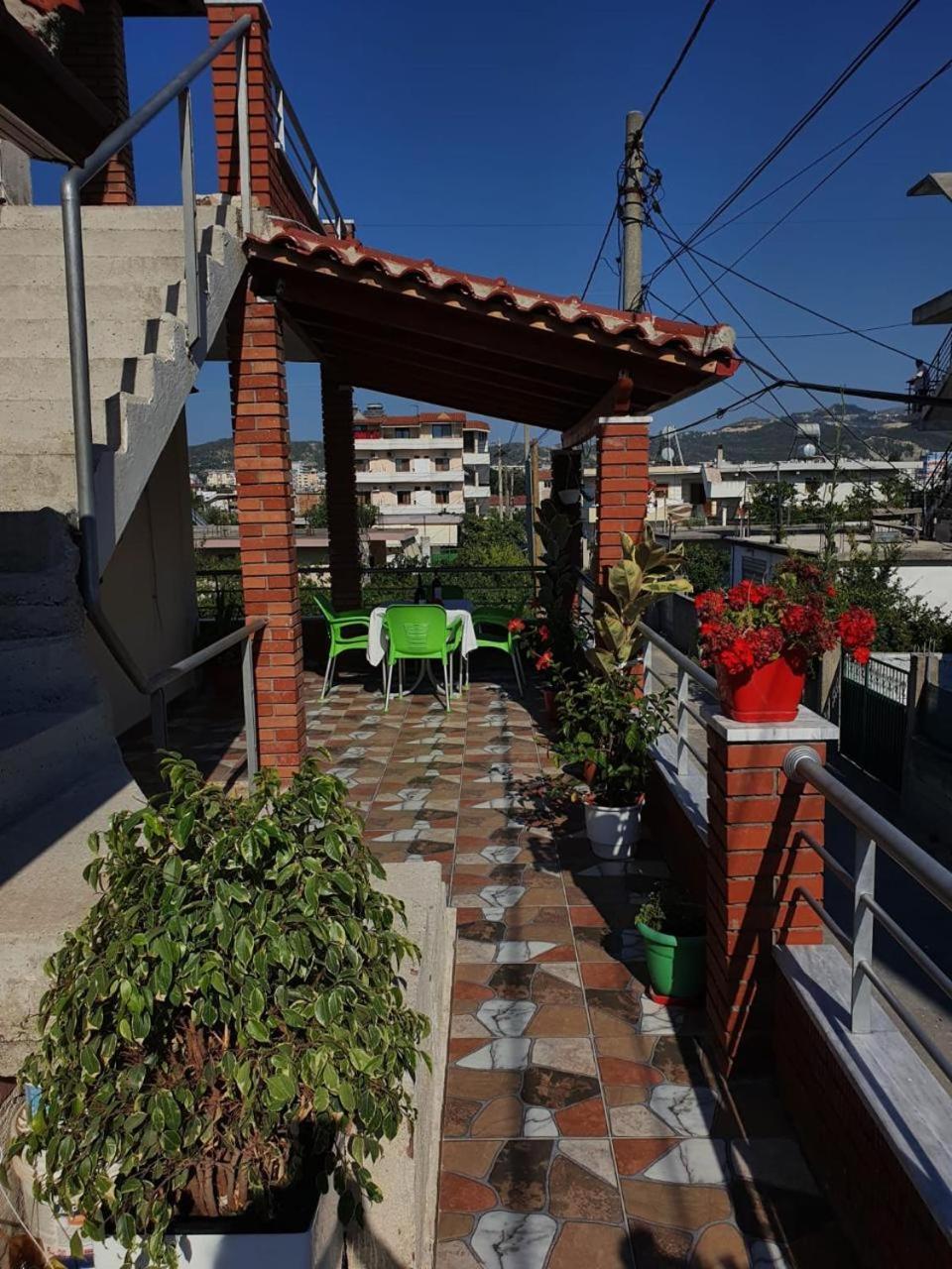 Arlind'S Apartaments Vlore Exterior photo